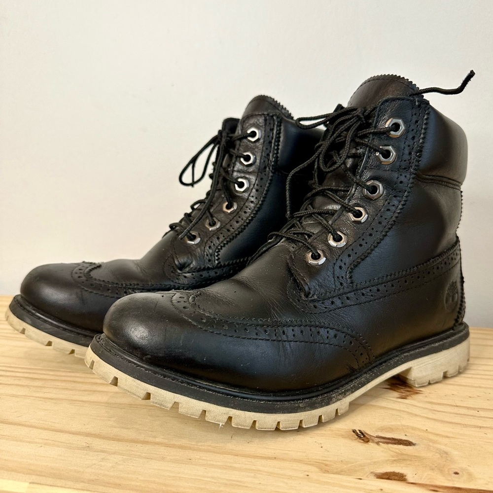 Timberland Women's Brogue 6" Premium Leather Waterproof Boots Black